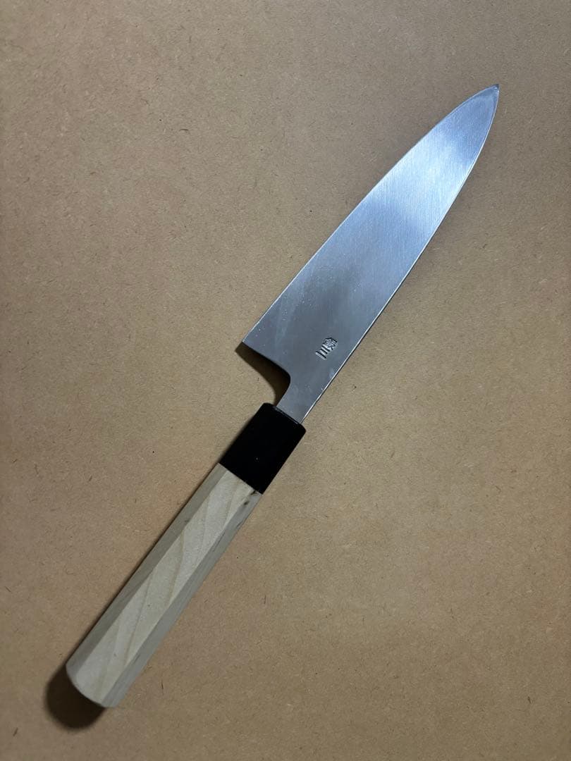 銀三　6寸　身卸包丁　朴八角水牛柄