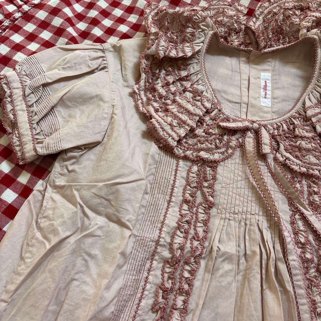 ワンダフルワールドのブラウス