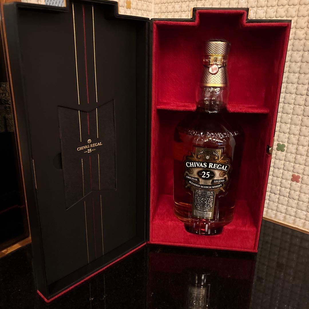 【正規・箱付き】シーバスリーガル 25年　700ml