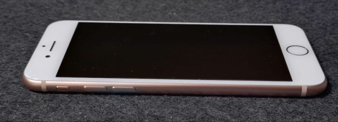 Apple iPhone8 ゴールド