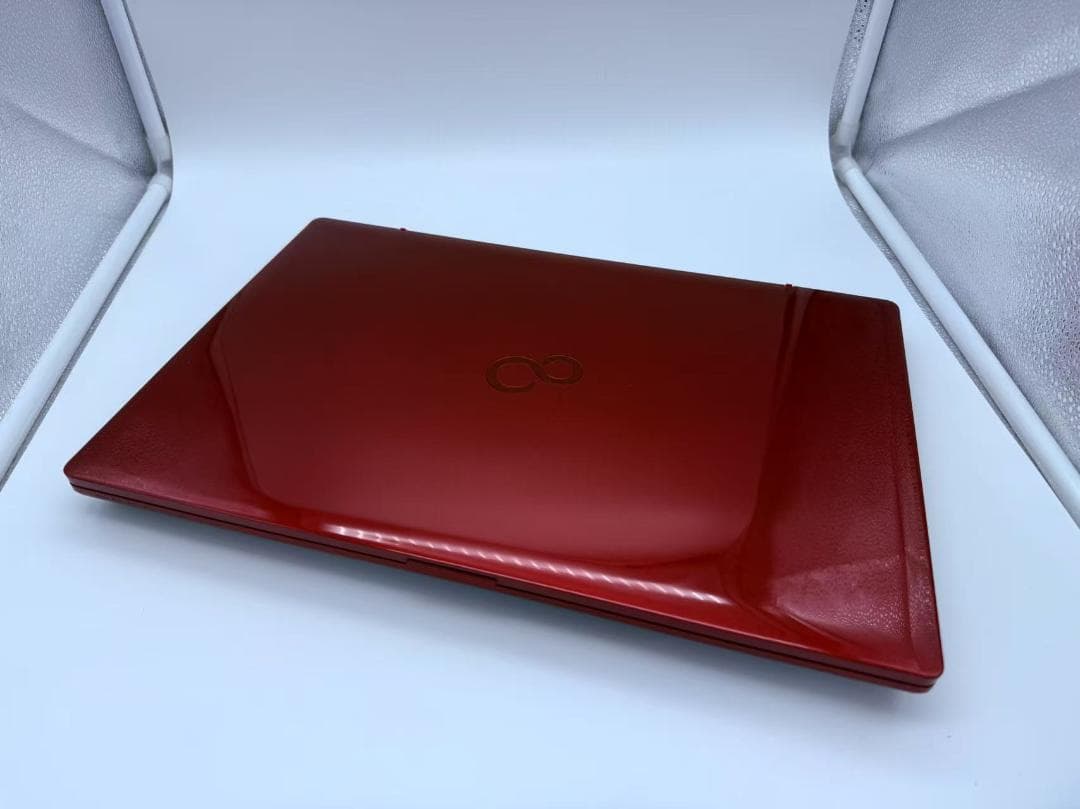 超美品 富士通 第8世代i7 32GB SSD+HDD Office付きr