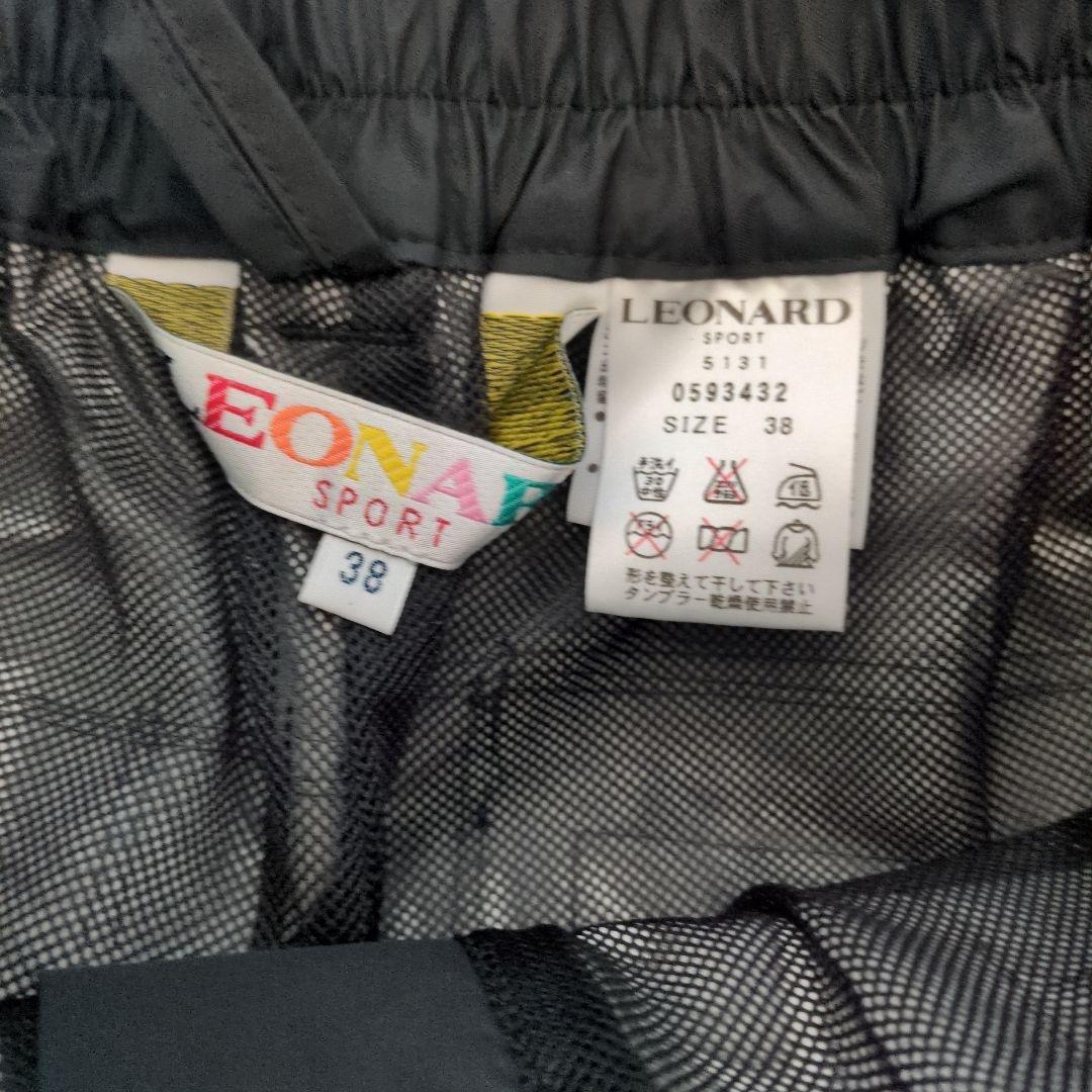 レオナールスポーツ　レインコート 上下　ブラック　M〜Ｌの方に