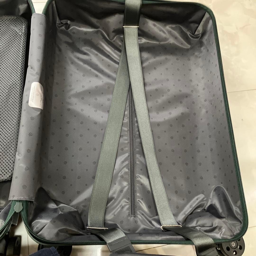 giraffestory 新品未使用品　RIMOWA キャリーケース