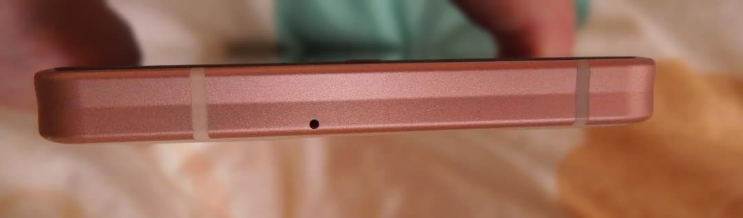 AQUOS sense6 本体　AU　SHG05　64GB