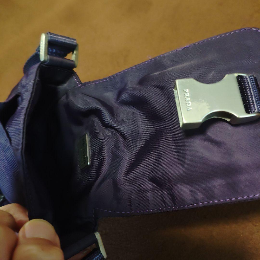 PRADA スマホショルダーバッグ