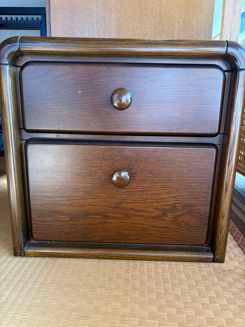 フランスベッド　ブラウン木製サイドテーブル 引き出し　アンティーク　モダン