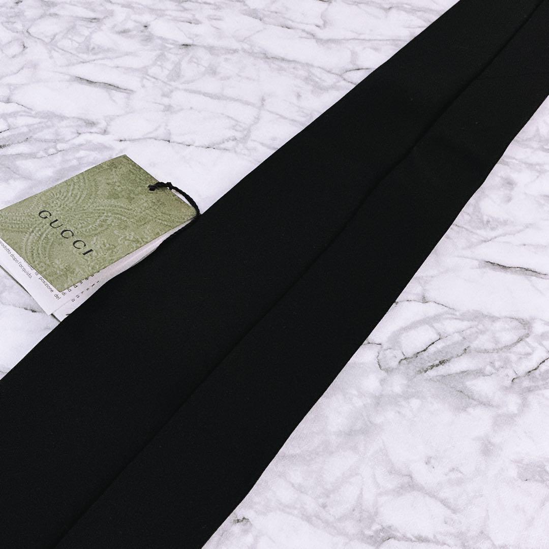 ✨未使用箱付きタグ付✨GUCCI 現行タグ　ソリッド　ブラック　ネクタイ