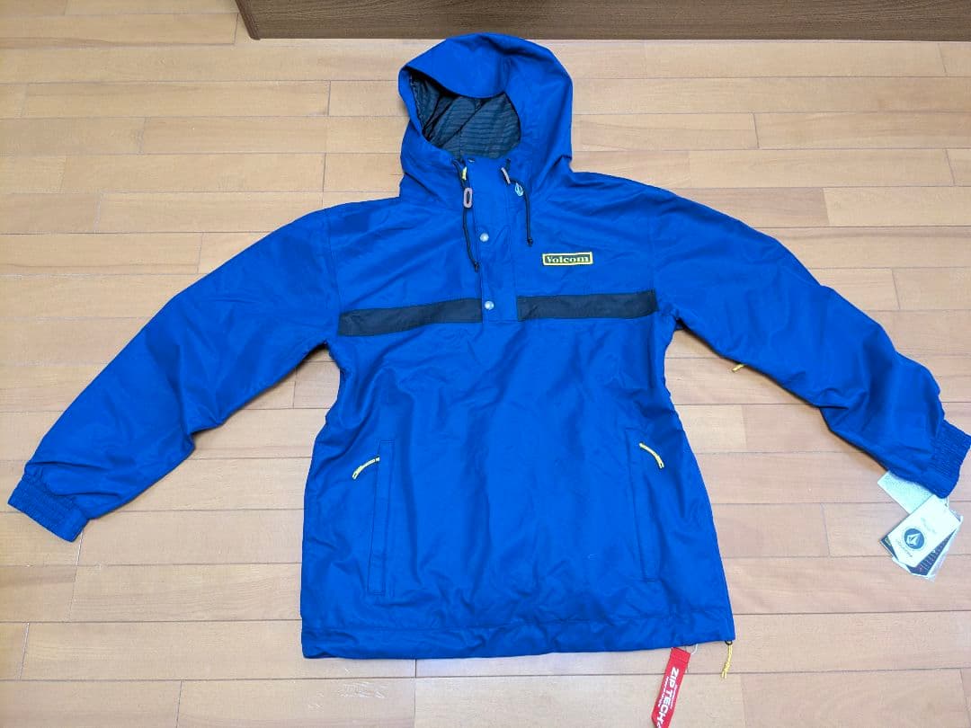 新品未使用 VOLCOM スノーボード ウェアー LONGO PULLOVER