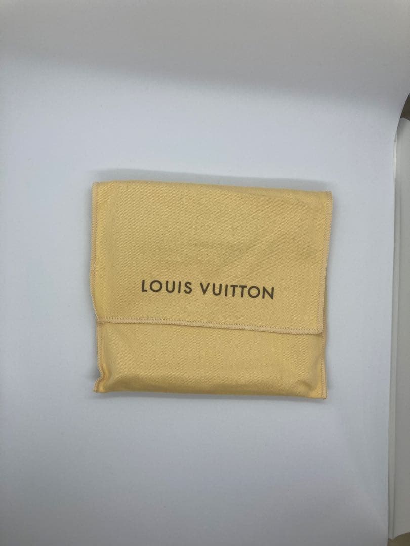 現行　未使用保管　ルイヴィトン　タイガ　アメリゴNM　二つ折り財布