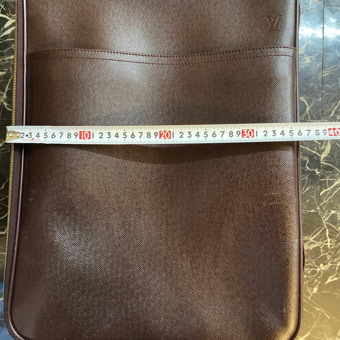 ルイヴィトン　キャリーケース