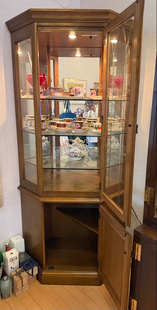 【引き取り限定】ドマーニアンティーク コーナーキャビネット ブラウン