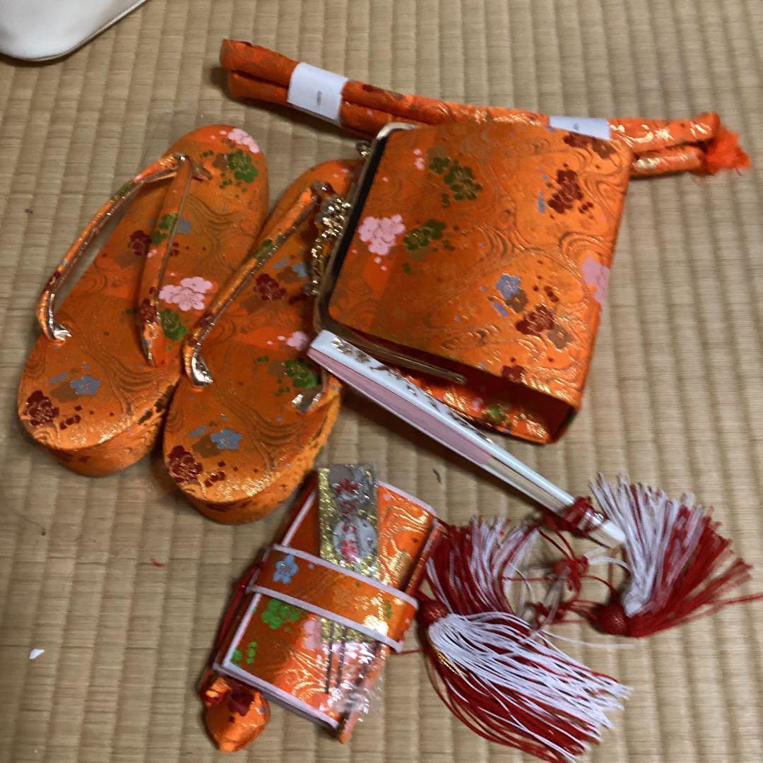 七五三7歳フルセッット　帯幅18センチ　　草履21センチ