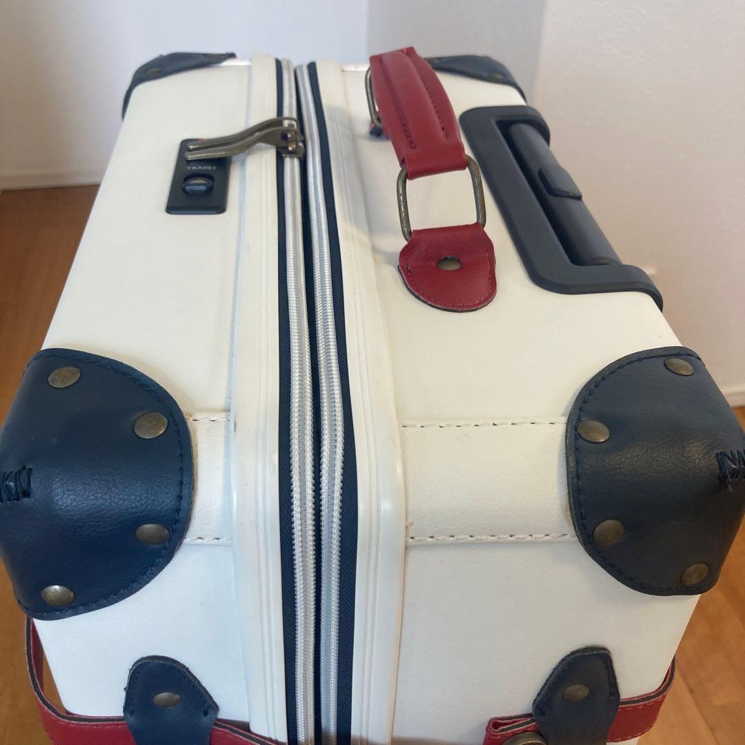 ⭐️キャリーケース 白×赤 レトロ 廃盤レア⭐️