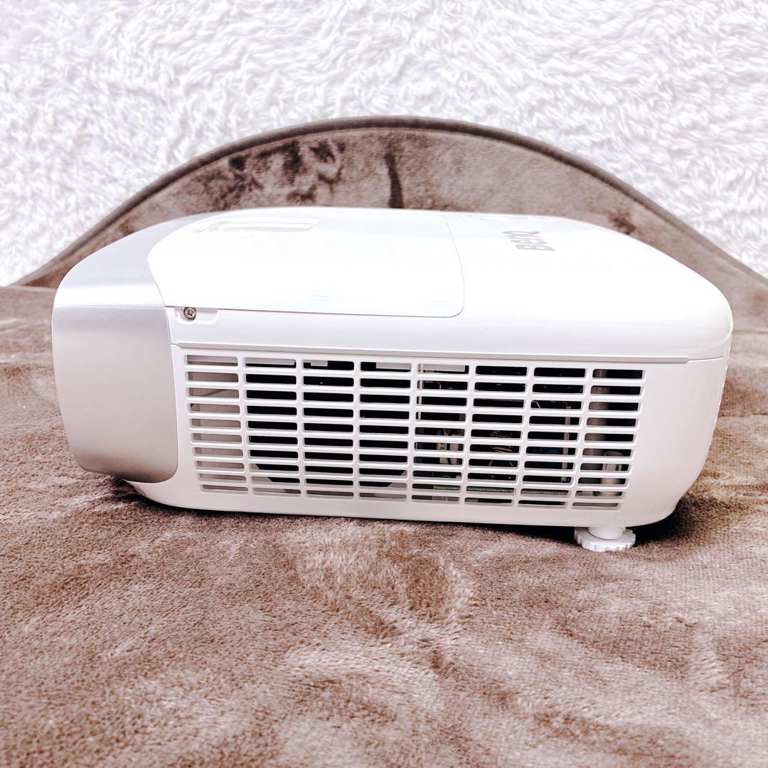 未使用級 BenQ ホームシネマ プロジェクター HT2050 フルHD