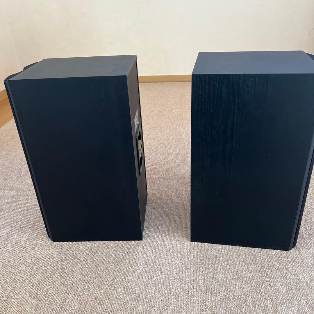 B&W （Bowers & Wilkins）スピーカー　DM602