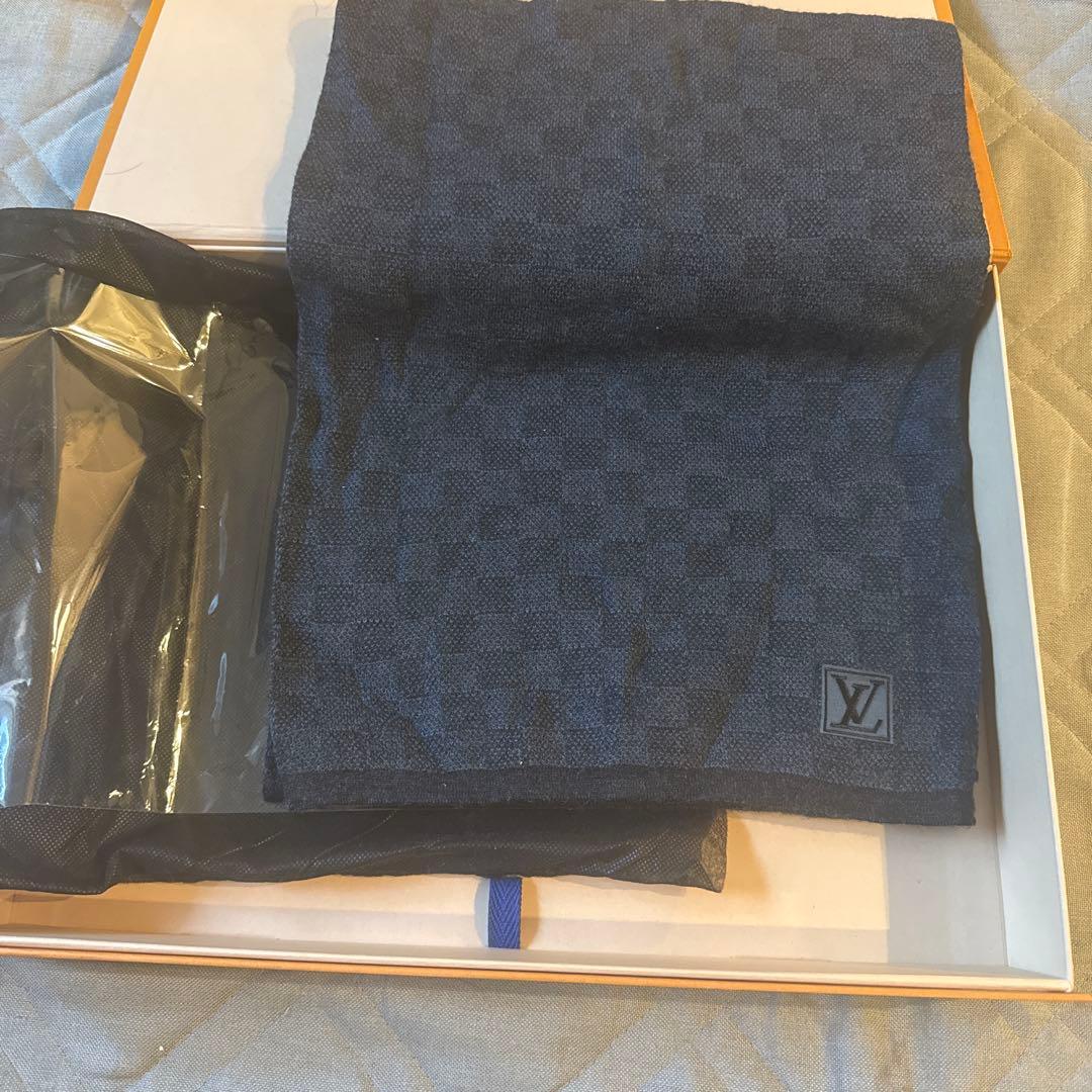 LOUIS VUITTON ダークブルー マフラー