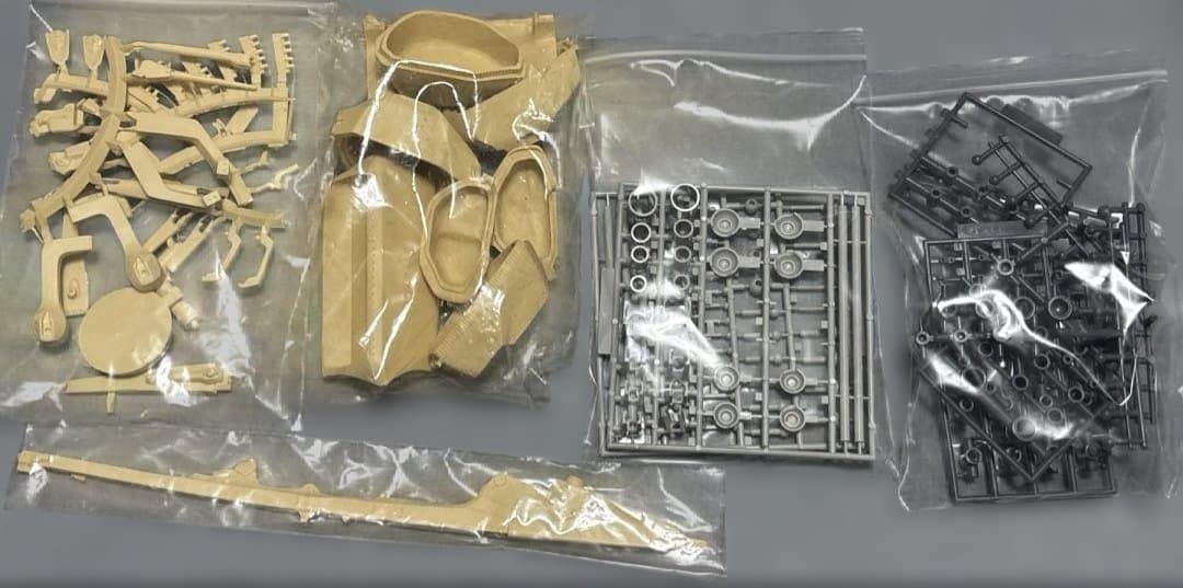 レッドミラージュ　ガレージキット