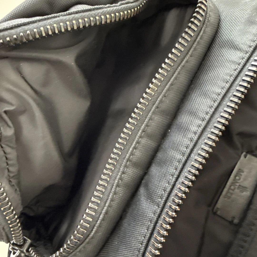 モンクレール　ウエストポーチ　ボディバッグ　黒　メンズ　巾着袋付き