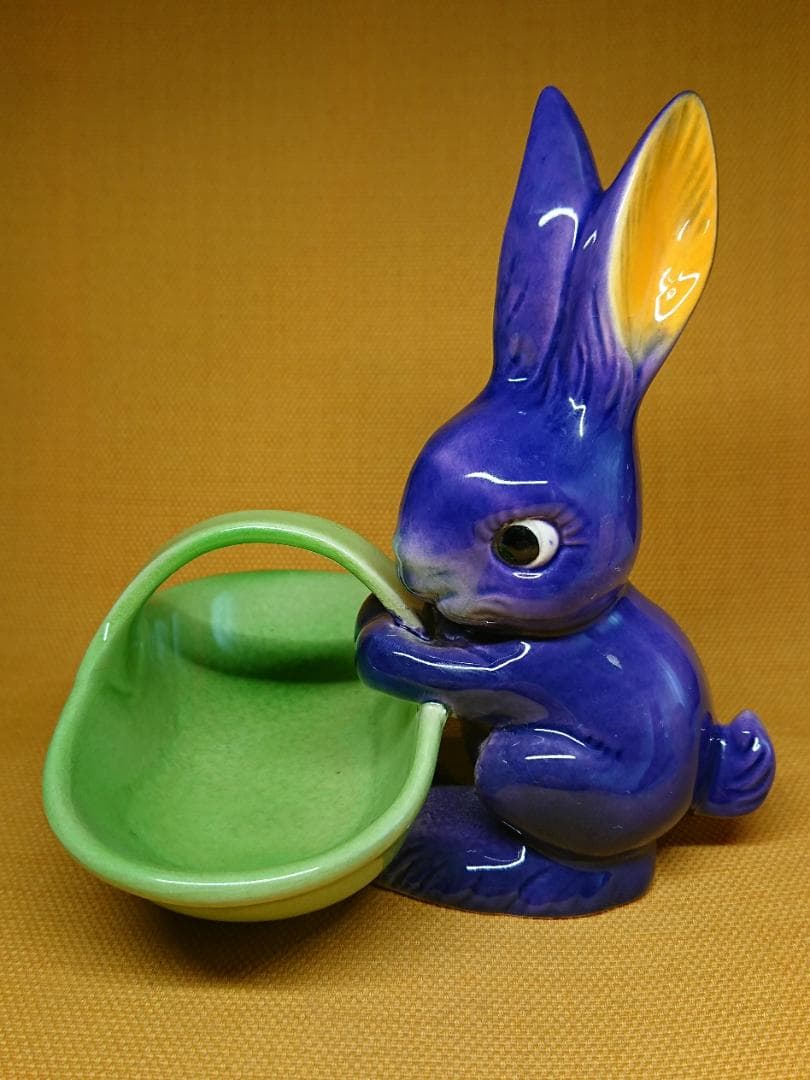 【美品】ビンテージ　西ドイツ　兎　陶器　小物入れ　置物　工芸品　美術品A2759