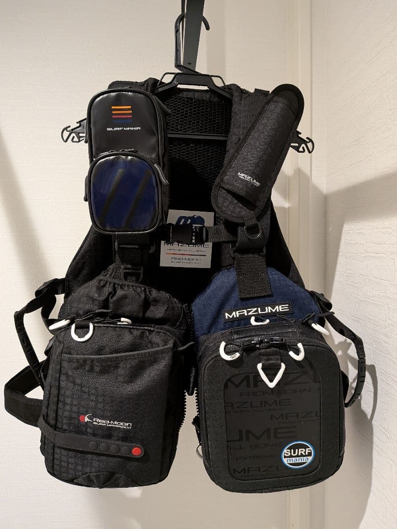 ショウ マズメ レッドムーンライフジャケット サーフスペシャルIII