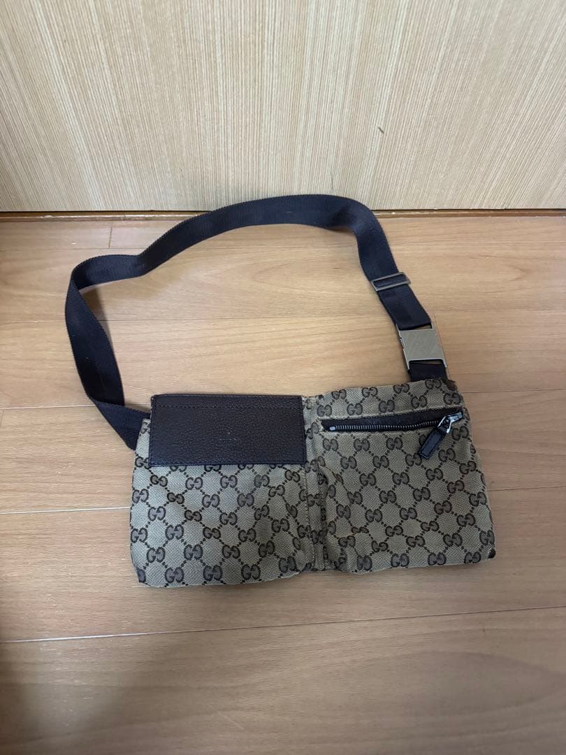GUCCI グッチ　ウエストポーチ　ボディバッグ　GGキャンバス　28566