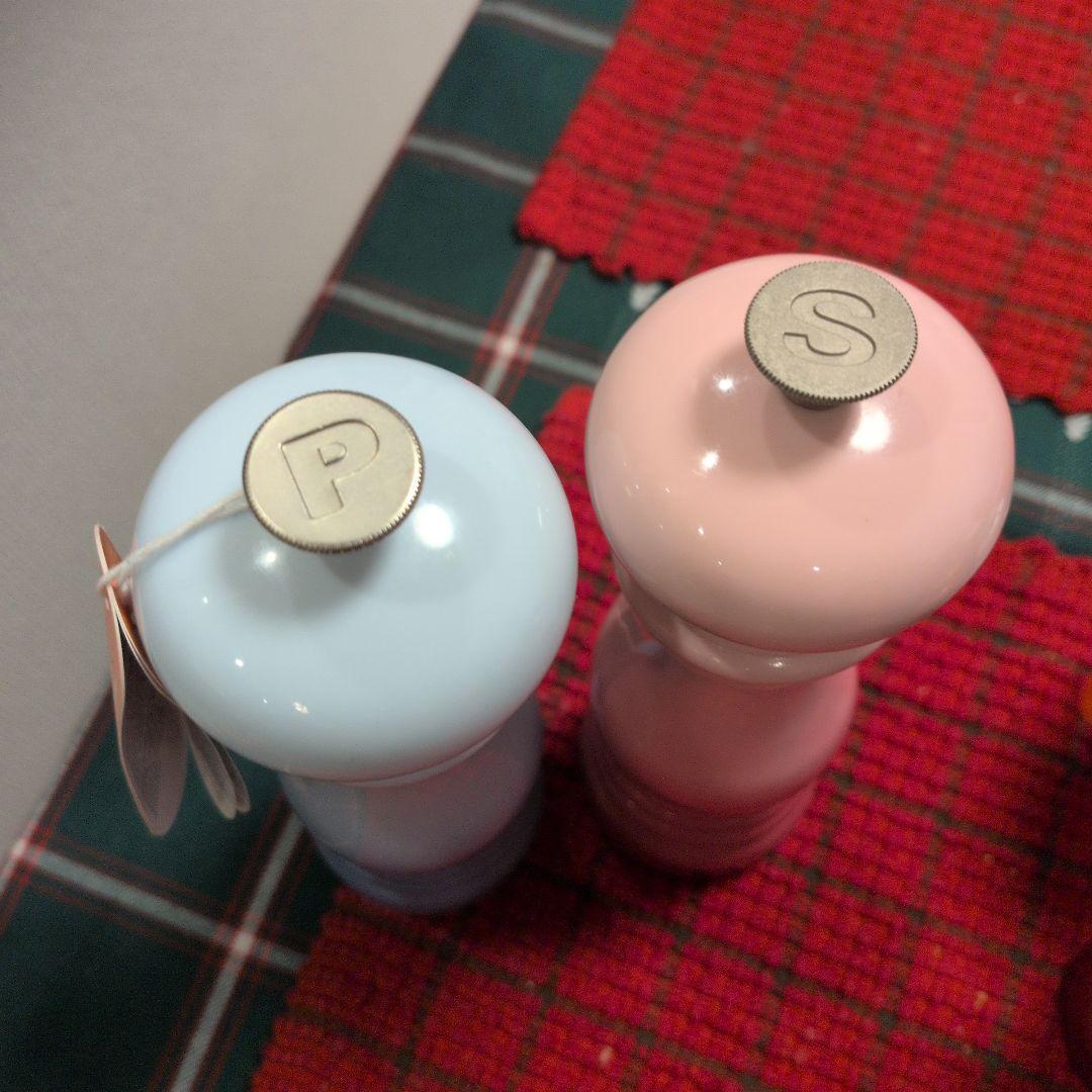 ル・クルーゼ　ペッパーミル＆ソルトミル2本セット　レア　希少