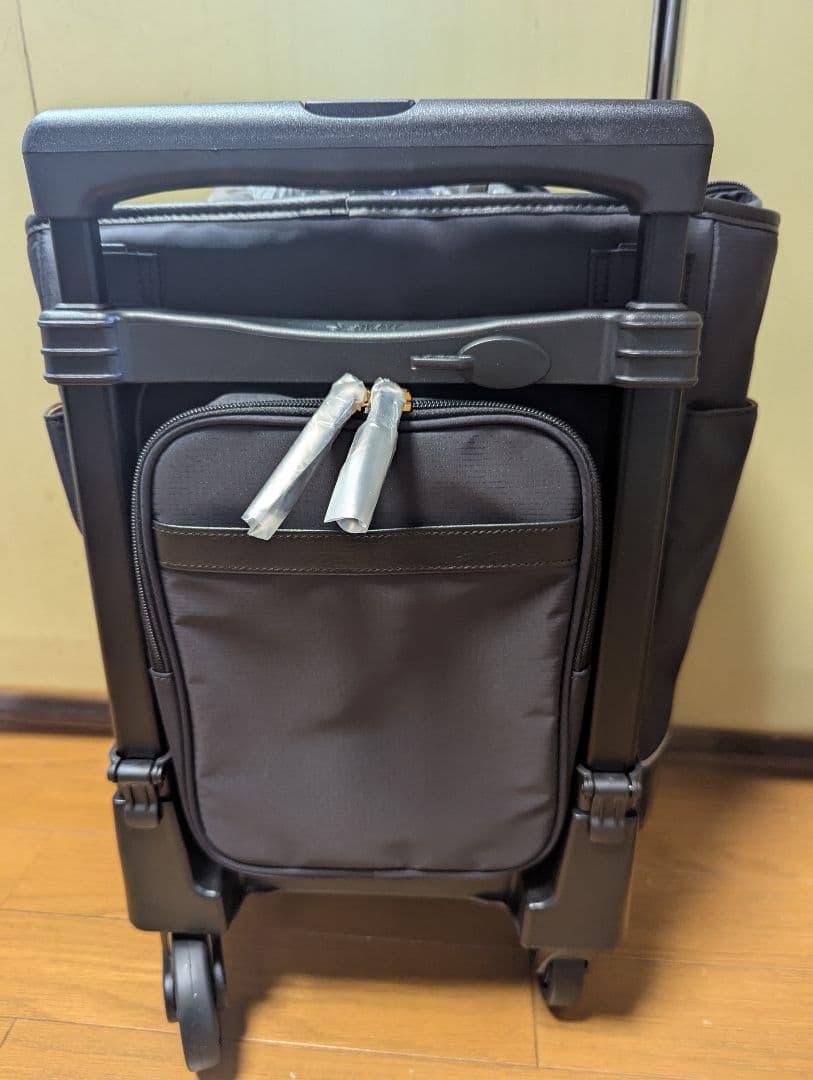 【新品未使用】Swany スワニー　ブラックキャリーケース