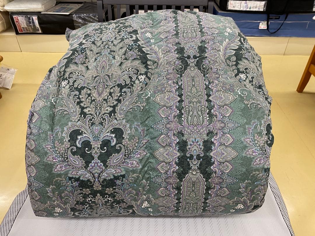 西川　羽毛掛け布団・産ホワイトグースダウン９３%・シングルサイズ