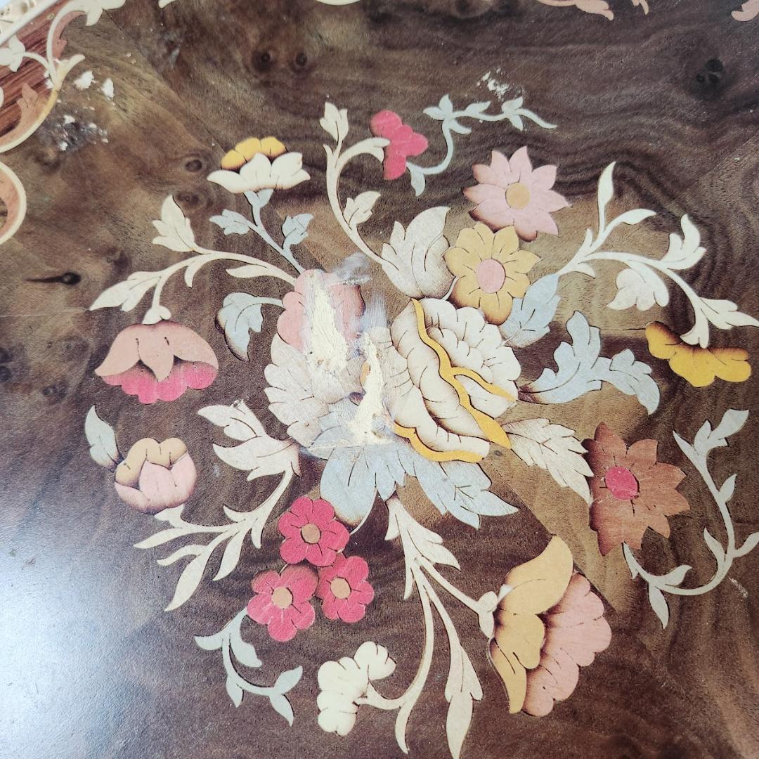 天使のテーブル　西洋アンティーク調　サイドテーブル　花台飾り台　天使の飾り台