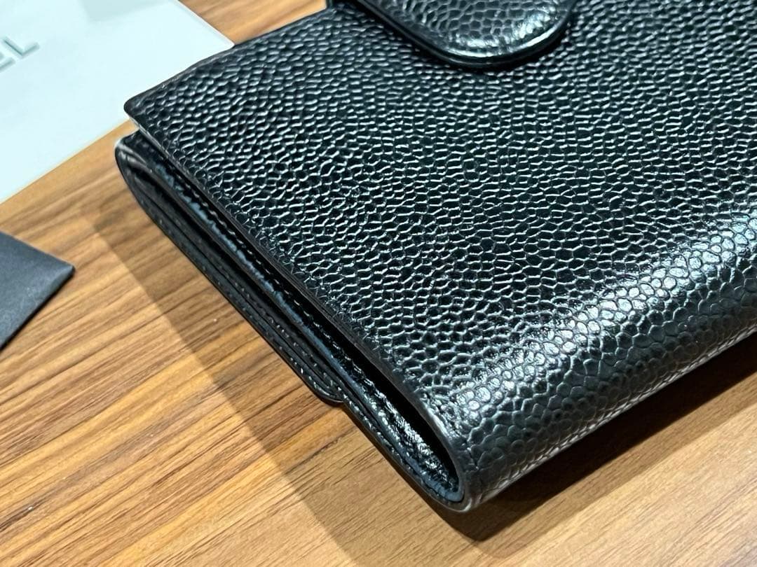 CHANEL-シャネル-キャビアスキン 折り財布 ココマーク ブラック