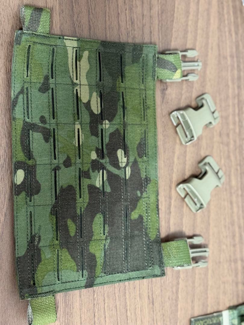 UR-TACTICAL プレートキャリア マルチカムトロピック セット