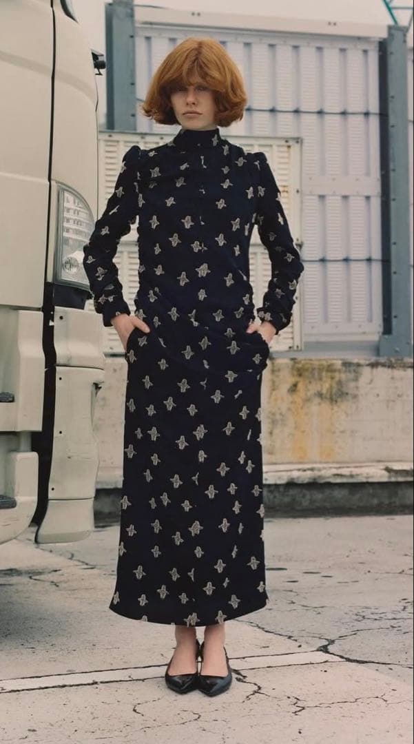 BELPER DINOSAUR JACQUARD ワンピース