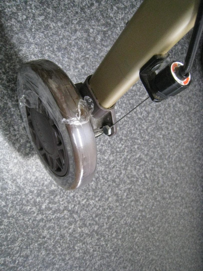 Tacaof テイコブリトルホームF WAW18 歩行車 幸和製作所　②