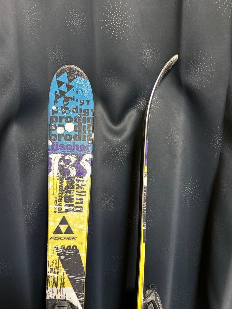 Fischer ツインチップ135 ジュニアフリースタイル