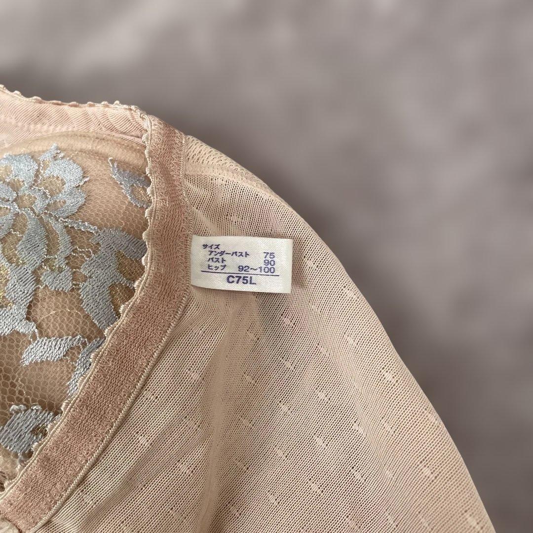 超美品 マルコC75 Ｌボディスーツ