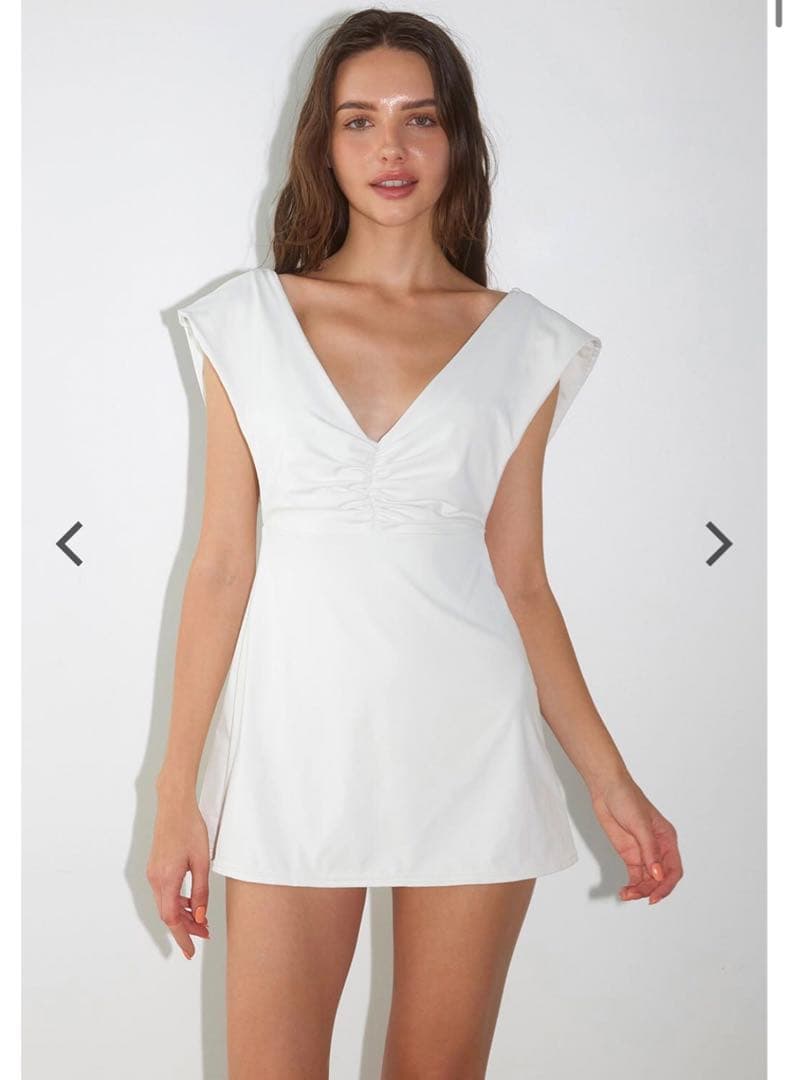 【完売品】アリシアスタン 新品未使用 希少Mサイズ