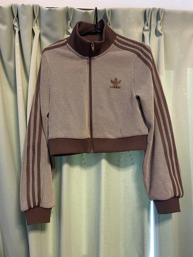 adidas クロップド トラックトップ トラックジャケット