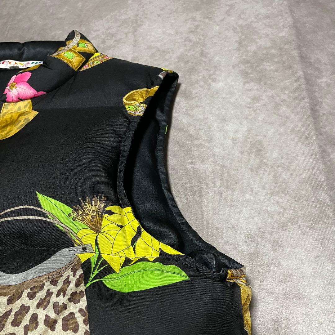 希少　レオナールスポーツ　LEONARD （M） ダウンベスト　花柄　シルク　黒