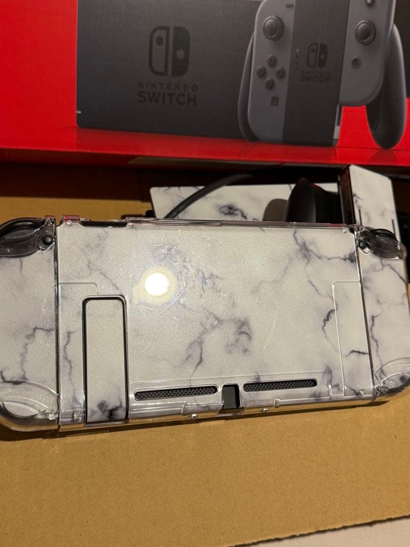 NintendoSwitch 本体 充電器以外あり