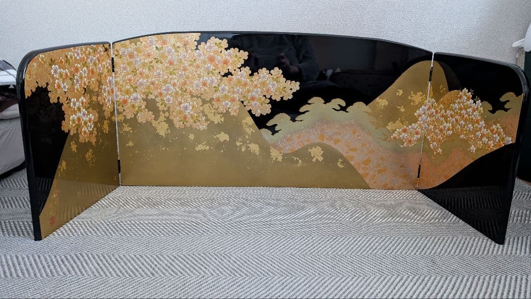 【雛飾り】本金彩 関隆 漆塗り 屏風 桜模様 秀月