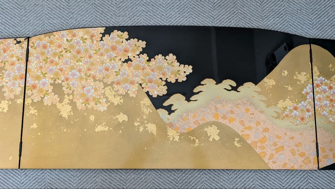 【雛飾り】本金彩 関隆 漆塗り 屏風 桜模様 秀月