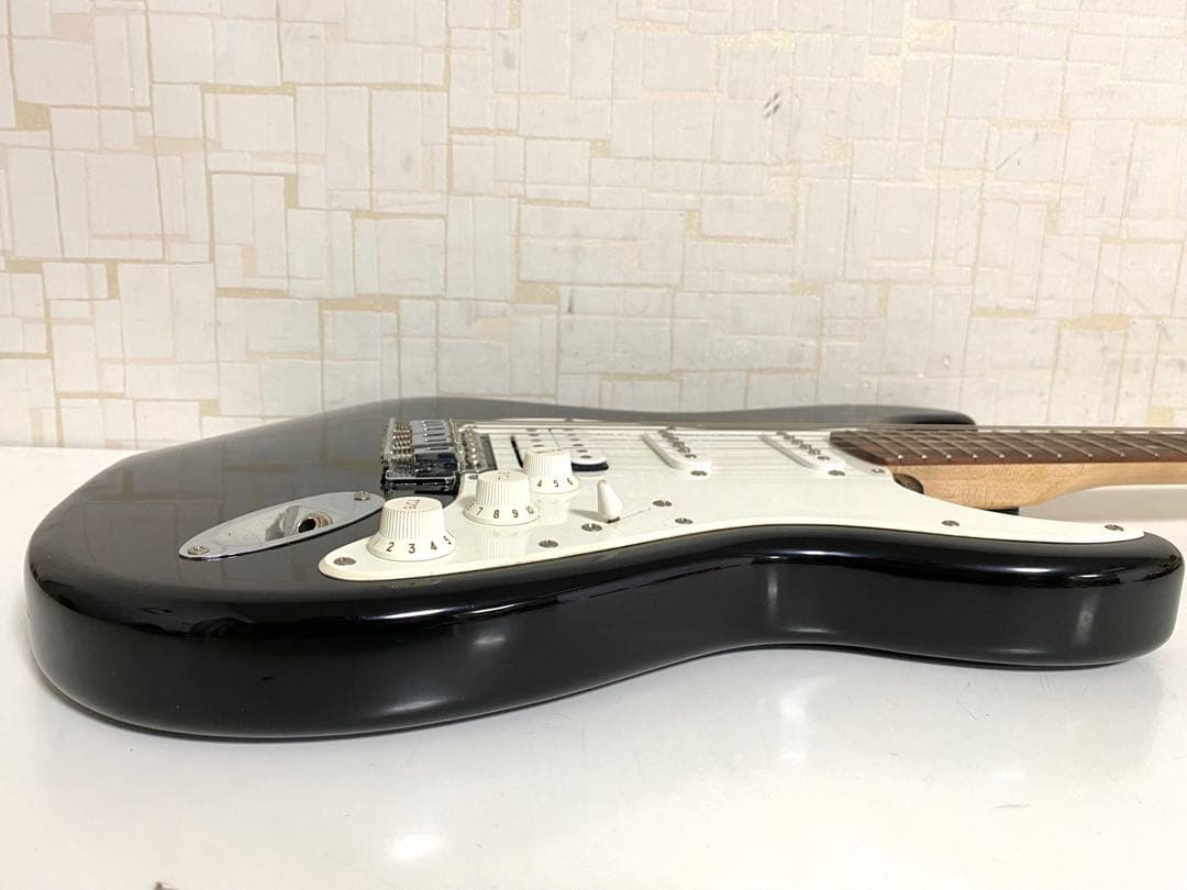 Squier BulletStrat ストラトキャスター ブラック エレキギター