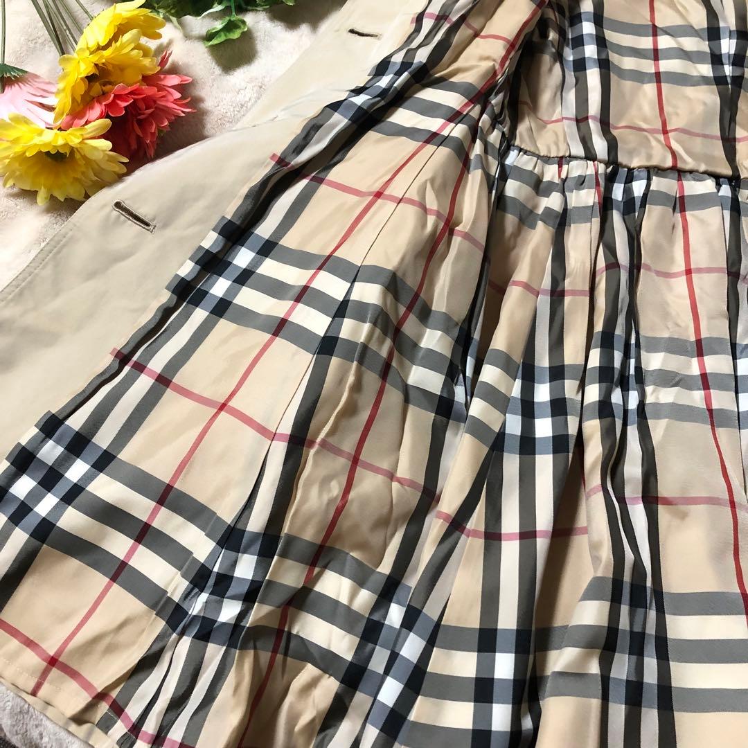 AKI　バーバリーブルーレーベル　トレンチコート　Aライン　ノバチェック