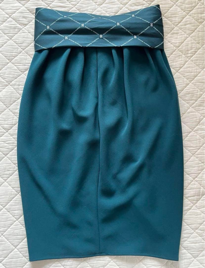 エリザベッタフランキタイトスカート