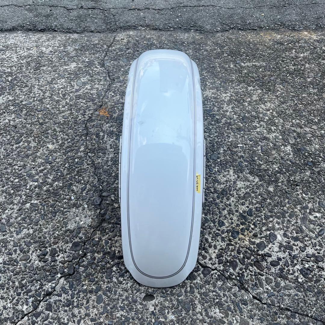 ドラッグスター400クラシック　純正フロントフェンダー ホワイト　中古