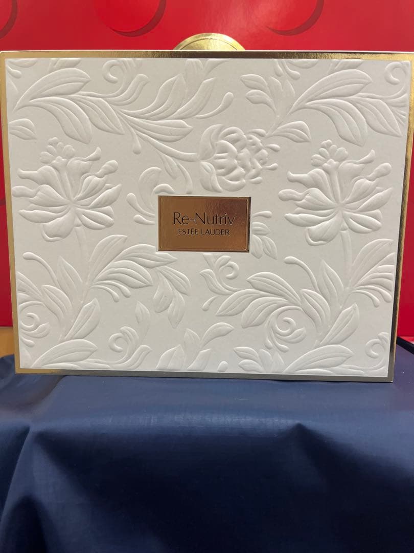Estée Lauder Re-Nutriv 4点セット