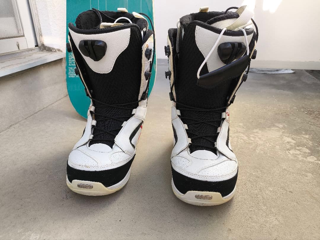 スノーボード3点セット【ボード・バインディング・ブーツ】