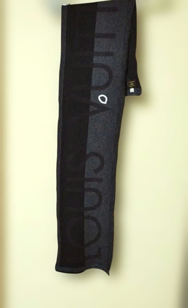 LOUIS VUITTON マフラー ブラック/グレー