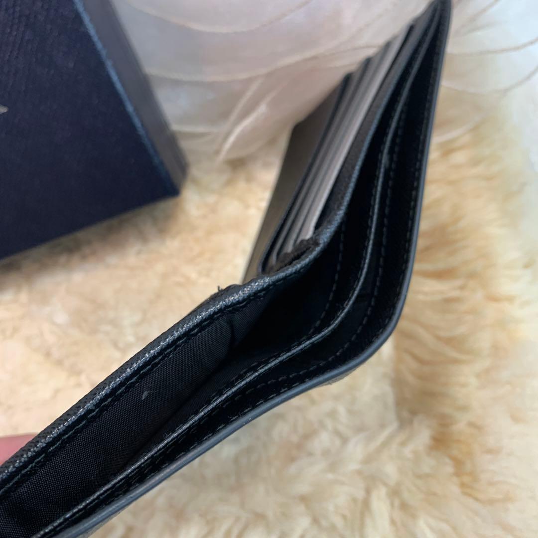 PRADA サフィアーノマルティックレザー 二つ折り財布 ブラック 2M0738