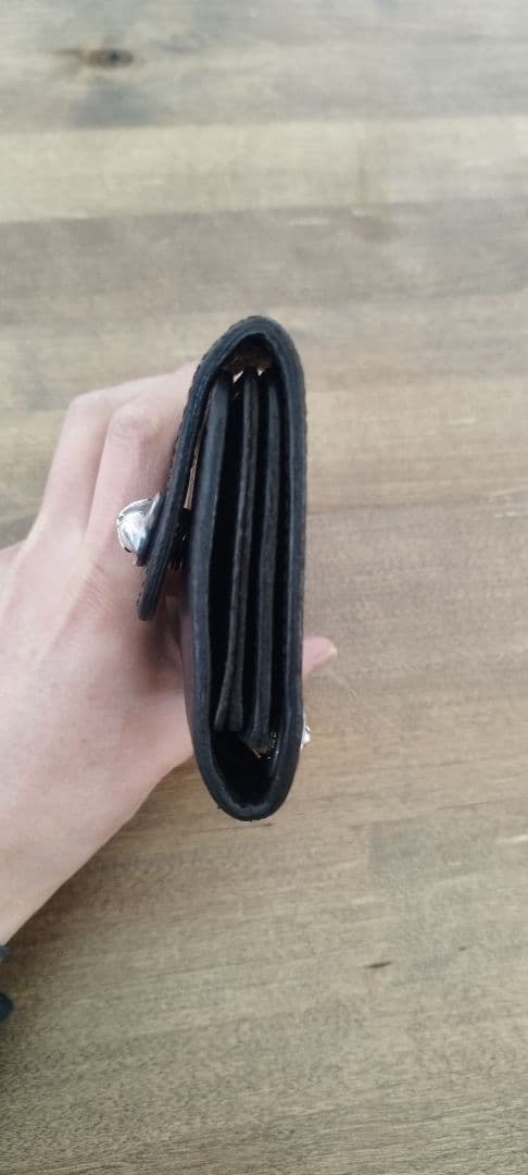 サーティーンデザインズ　レザーウォレット